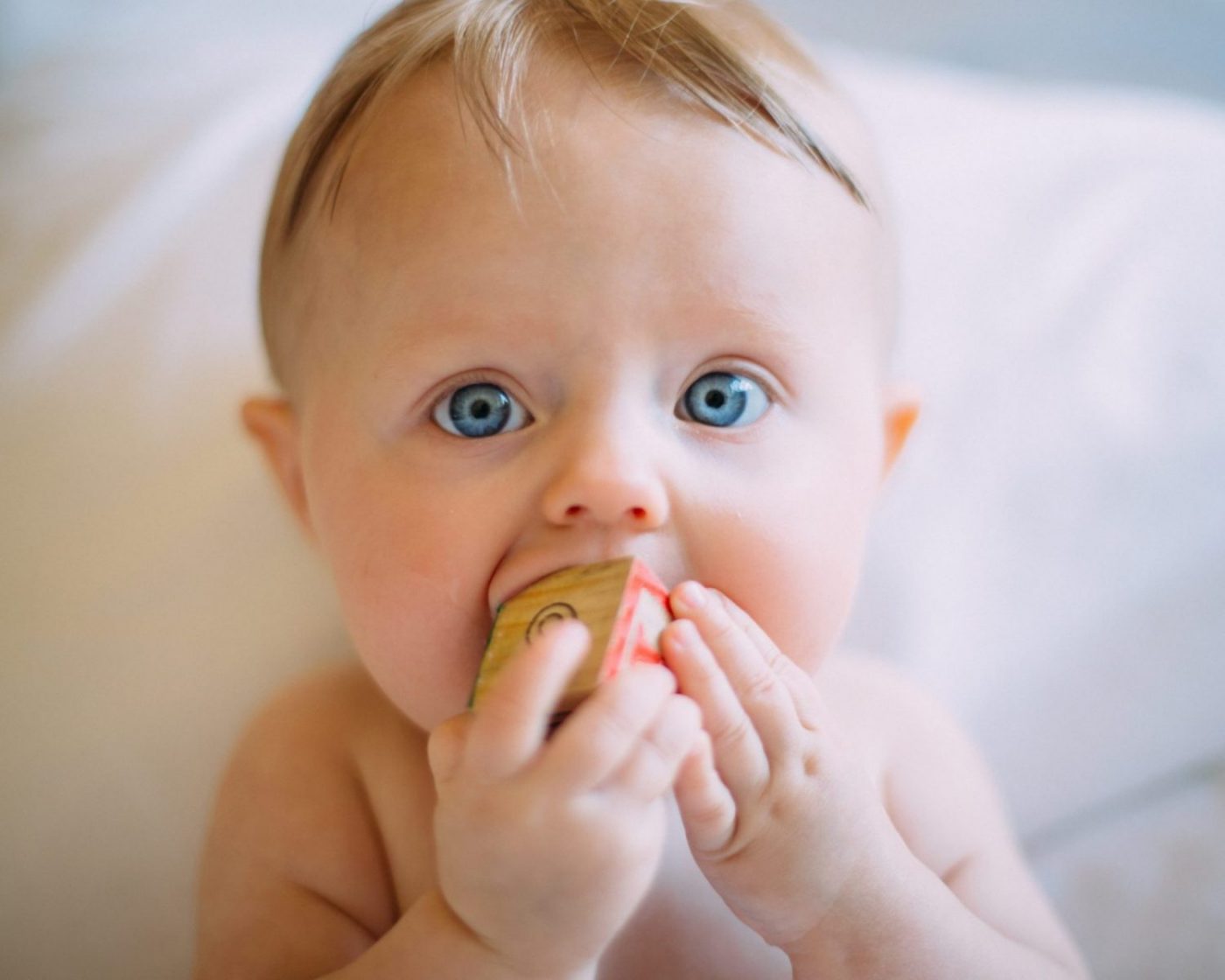 Bijzettafeltje Dankbaar Voorouder Wanneer verandert de oogkleur van mijn baby? – Pearle Opticiens